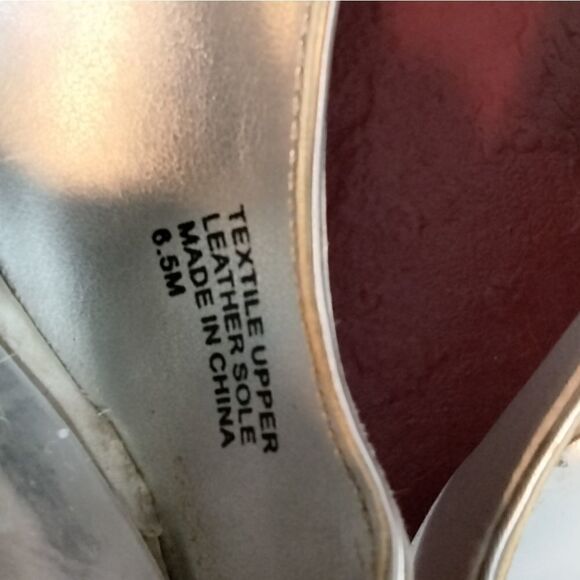 Pre-owned. "Audrey Brooke" woman's high heels 👠 - Picture 4 of 12